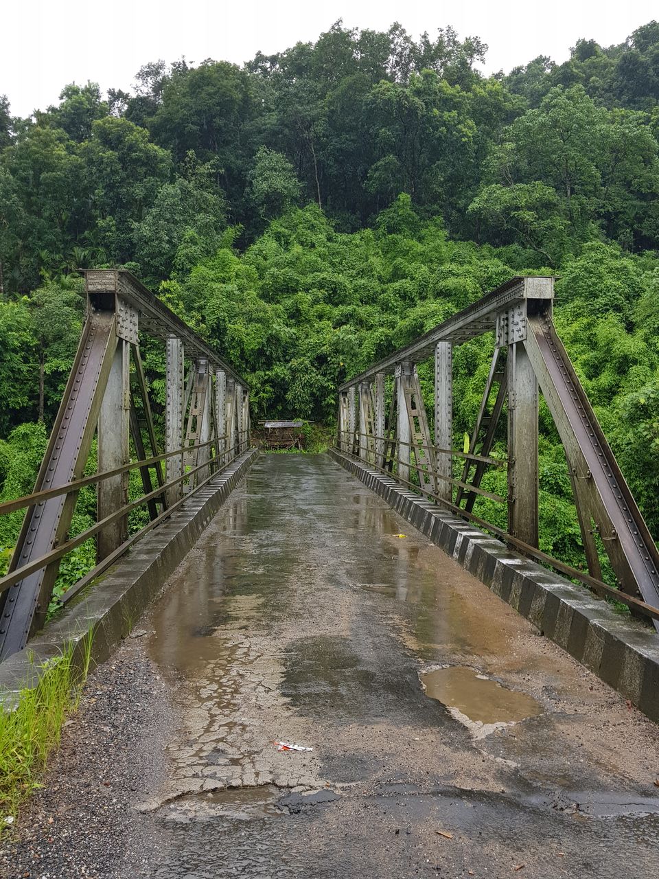 Photo of Mawlynnong, Meghalaya, India by Prasanth