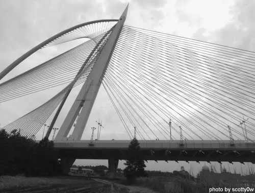 Photo of Seri Wawasan Bridge Presint 2 Putrajaya Federal Territory of Putrajaya Malaysia by Abhishek Kumar