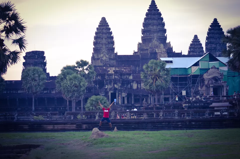Photo of Angkor Wat, Krong Siem Reap, Siem Reap, Cambodia by Abhishek Kumar