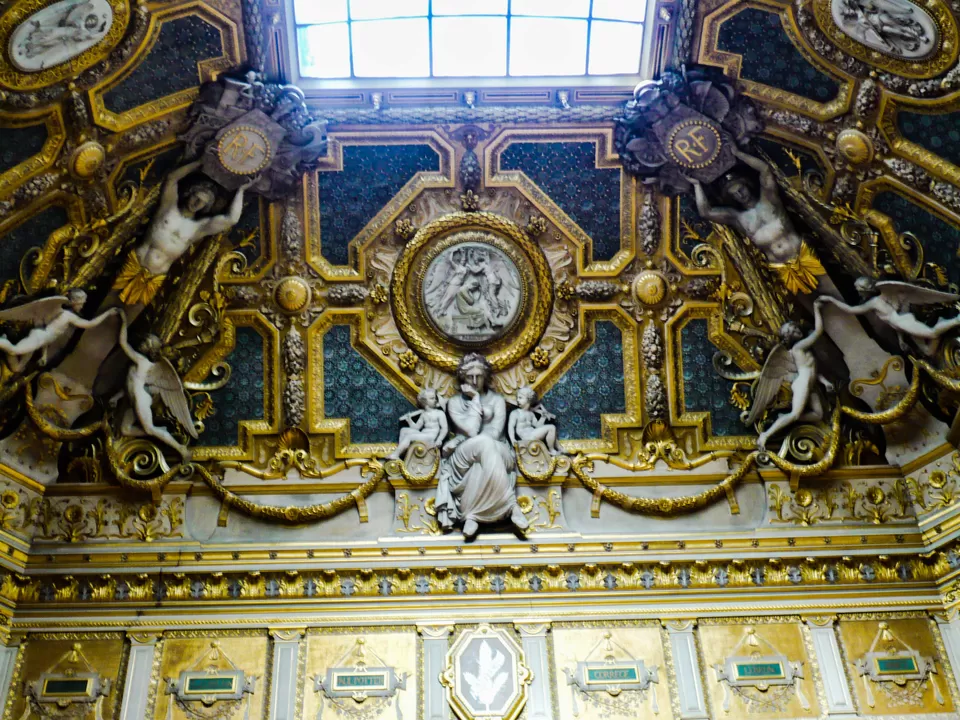 Photo of Louvre Museum, Paris, France by Abhishek Kumar