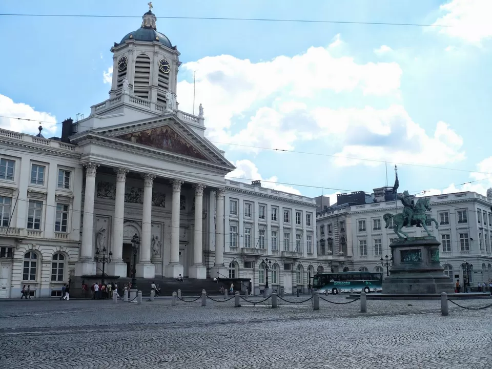 Photo of Royal Palace of Brussels, Rue Brederode, Belgium by Abhishek Kumar