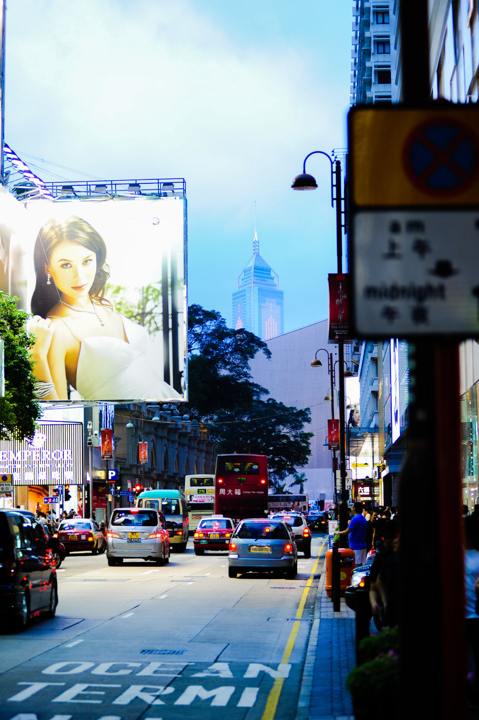 Photo of Bizarre Hong Kong 29/33 by Abhishek Kumar