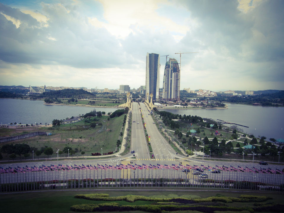 Photo of Putrajaya: World's First Intelligent Garden City 13/13 by Abhishek Kumar