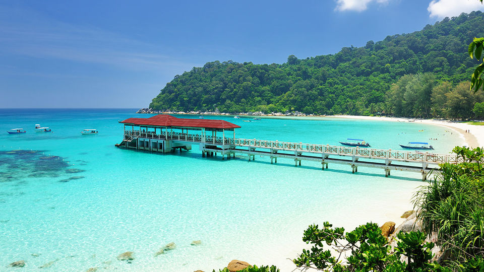 Photo of Spend romantic holiday at Malaysian Beaches-Sand, Waves and Love calls you! 2/3 by Allen Krish