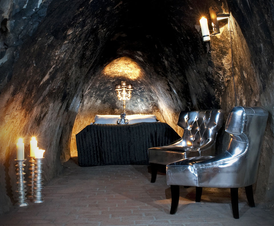 Photo of 5 breath-taking Cave Hotels in and around Europe 2/5 by Charu Chowdhary