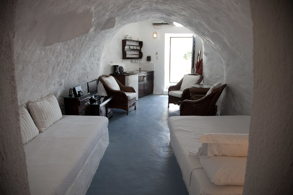 Photo of 5 breath-taking Cave Hotels in and around Europe 5/5 by Charu Chowdhary
