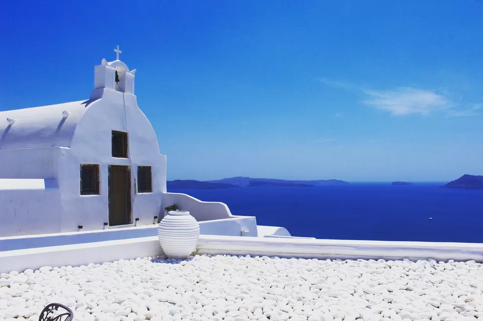 Photo of Oia, Greece by Abinaya Mylsamy
