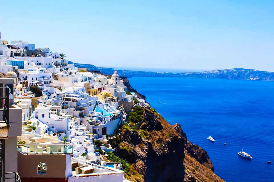 Photo of Oia, Greece by Abinaya Mylsamy
