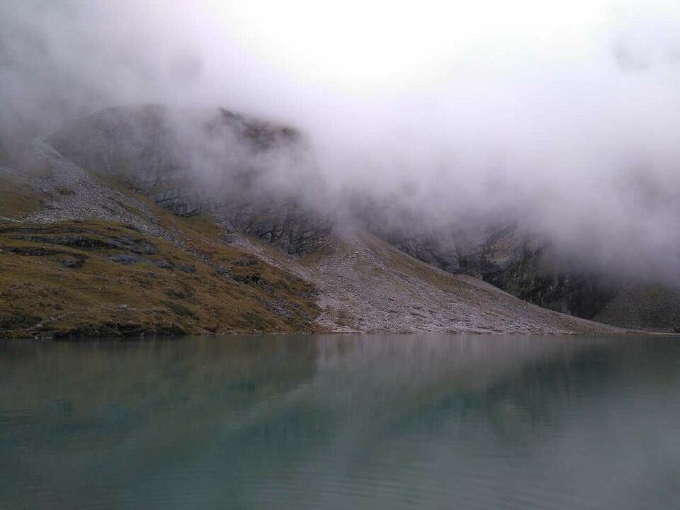 Photo of Valley of Flowers National Park, Chamoli, Uttarakhand, India by Manali J