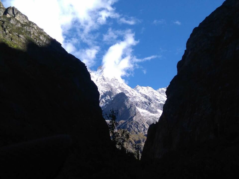 Photo of Valley of Flowers National Park, Chamoli, Uttarakhand, India by Manali J