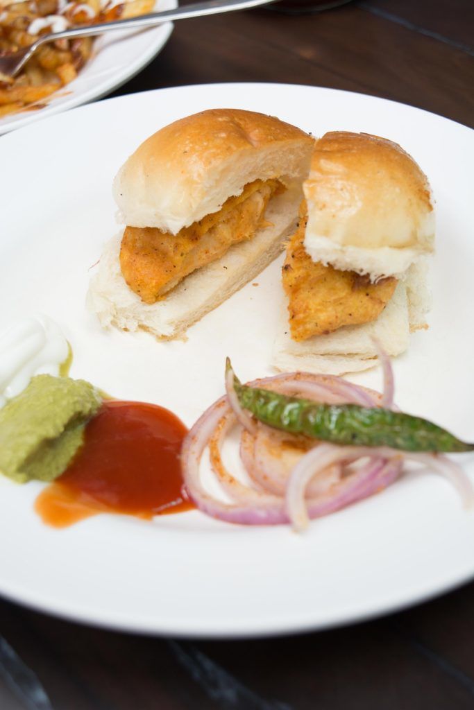 Photo of Foodies Have You Tried Chicken Cheese Wada Pav At Baner? 5/10 by Bhupendra Singh