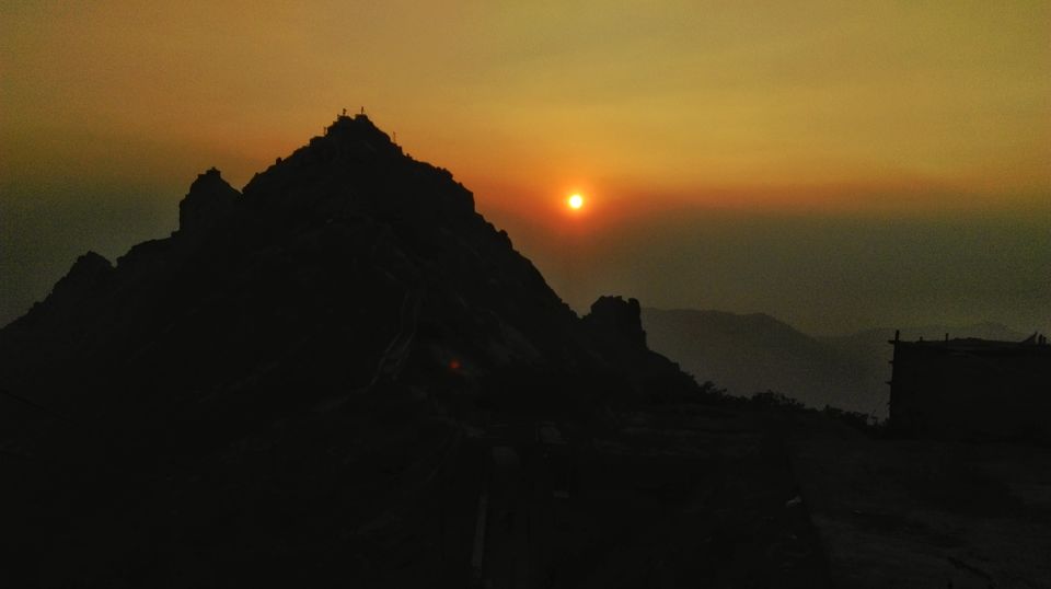 Photo of Climbing the Highest Peak in Gujarat by The Travel Soul