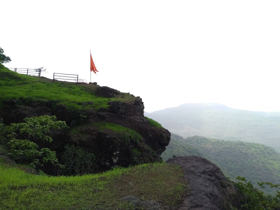 Photo of Mahuli Fort- Paradise at 2800ft by Sukhwinder Singh Gill