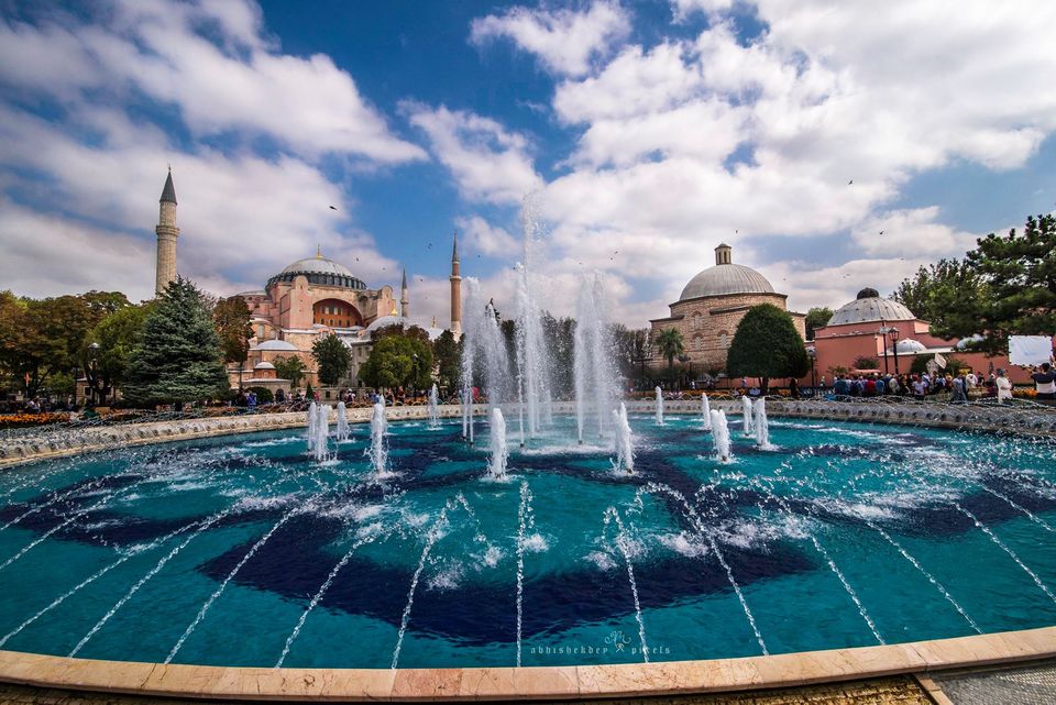 Photo of Sultan Ahmet Mahallesi, Sultan Ahmed Mosque, Atmeydanı Caddesi, Fatih/Istanbul, Turkey by Abhishek Dey