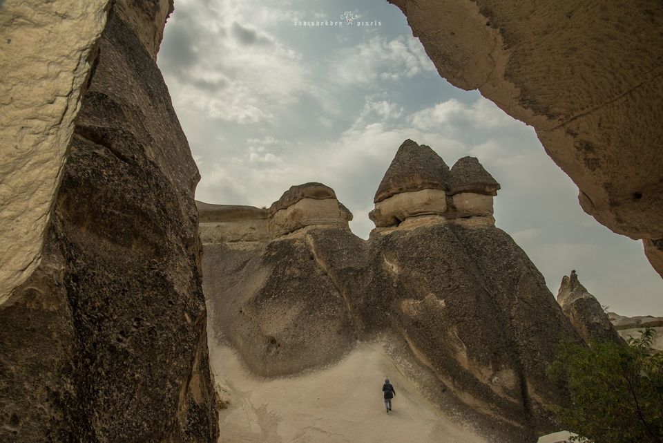 Photo of Tekelli Mahallesi, Air Kapadokya, Adnan Menderes Caddesi, Göreme Belediyesi/Nevşehir Merkez/Nevşehir, Turkey by Abhishek Dey
