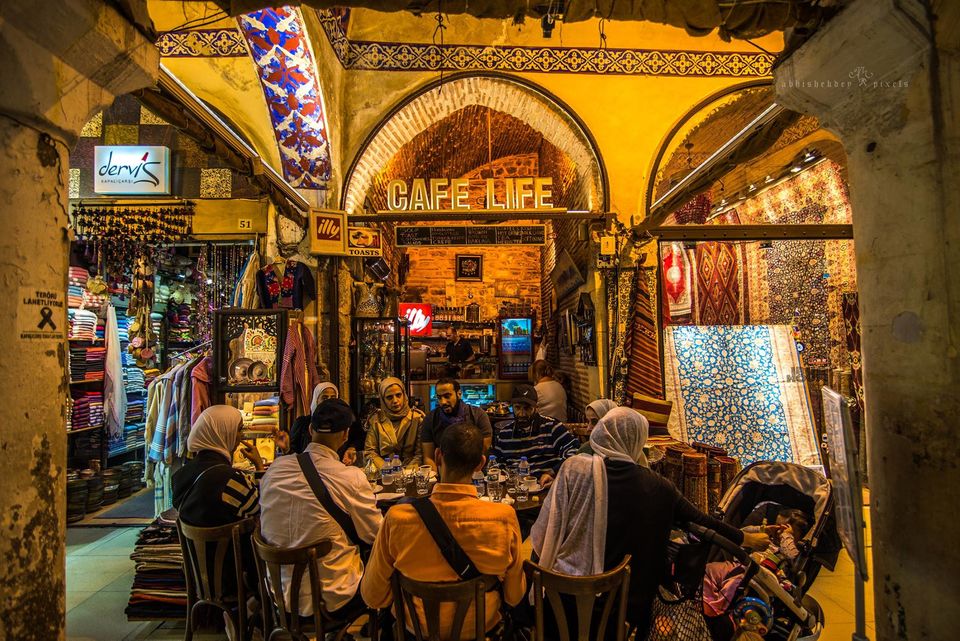 Photo of Beyazıt Mahallesi, Grand Bazaar, Kalpakçılar Caddesi, Fatih/Istanbul, Turkey by Abhishek Dey