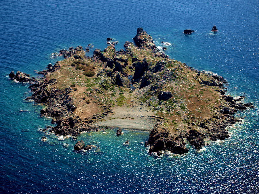 Photo of DISTANT ISLANDS IN CROATIA 5/6 by Aleksandar