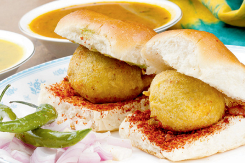Photo of Most Popular Street Food in Udaipur 3/3 by rfwdindia