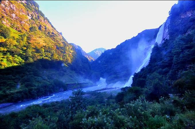 Photo of Nuranang Waterfalls, Cona, Shannan by Prince Verma