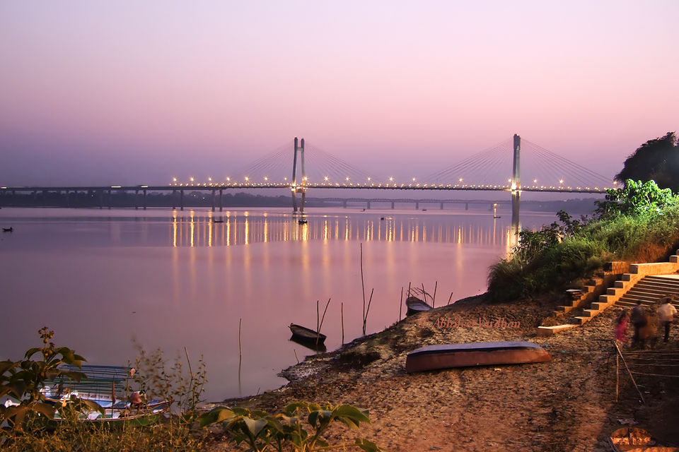 Photo of Allahabad: The Confluence of The Three Rivers 1/6 by Biplab Poddar