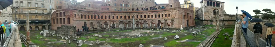 Photo of Foro di Traiano, Rome, Metropolitan City of Rome, Italy by Rohith Girish