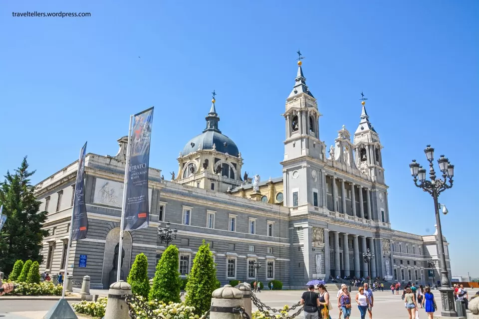 Photo of Catedral de la Almudena, Calle de Bailén, Madrid, Spain by Mansi Patil