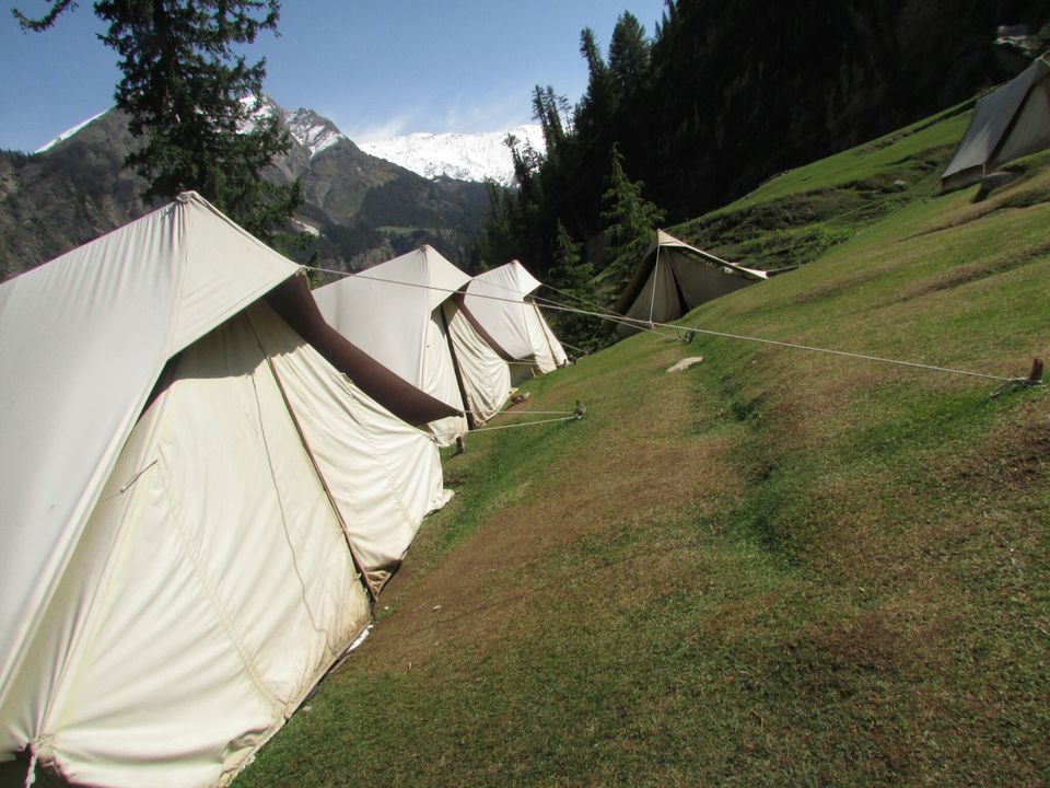 Photo of #TripotoTakeMeToSandakhpu Everything is better in the mountains❤ by Grishma Jaisinghani