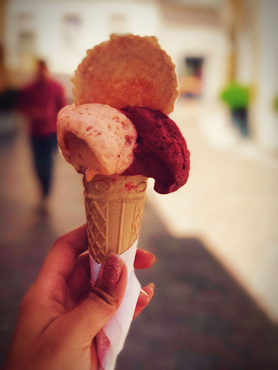 Photo of Solo roads & melting gelato by Priyanka Nahata