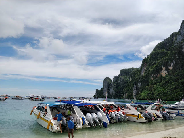 Photo of Phra nang Cave Beach, Krabi, Thailand by Abhinav Ranjan