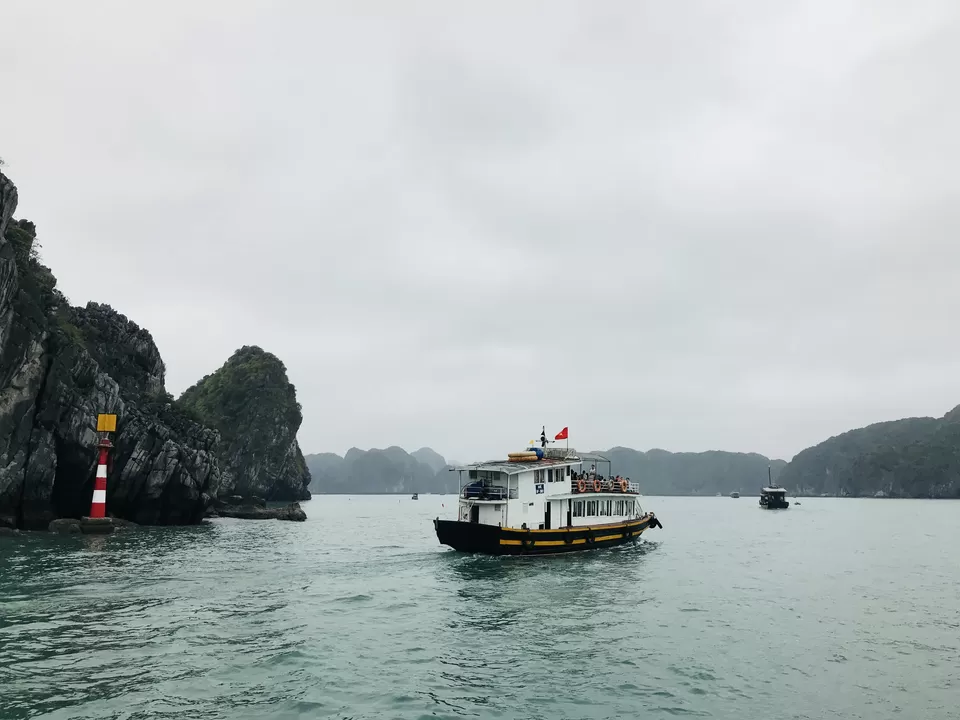 Photo of Halong Bay Vietnam, Bãi Cháy, Thành phố Hạ Long, Quảng Ninh, Vietnam by DEEPAK KUMAR