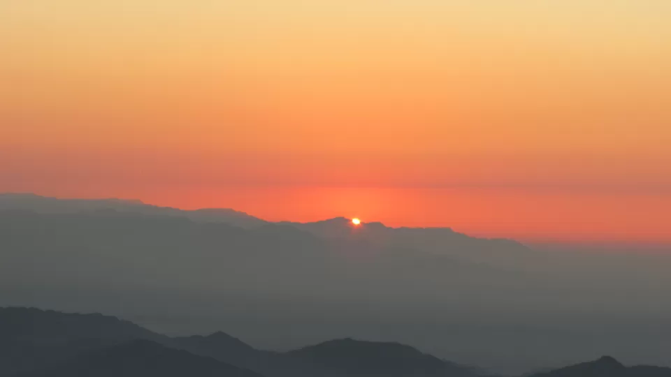 Photo of Tiger Hill, Darjeeling, West Bengal, India by Thetravelcoholic