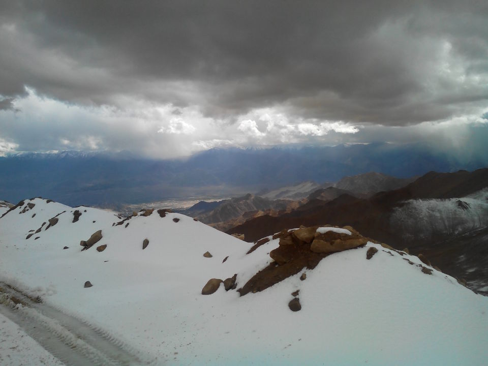 Photo of Leh - Pangong Tso Lake - Kardungla pass 32/35 by Pankaj Modi