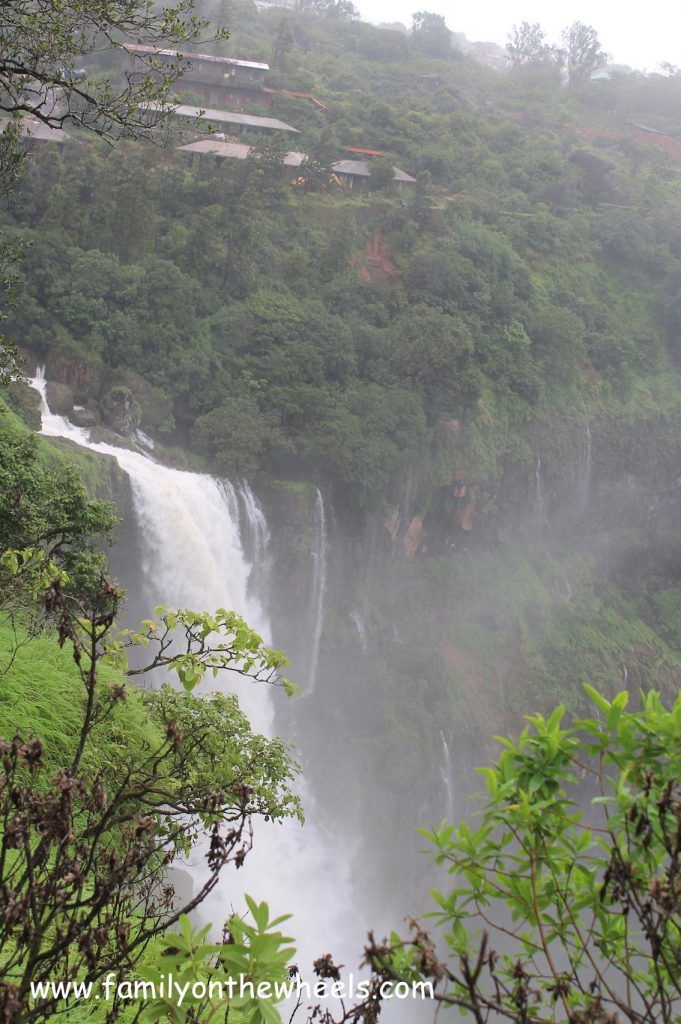 Photo of Meet the land of Strawberry, lush green meadows and waterfalls : Panchgani 1/6 by jhilmil