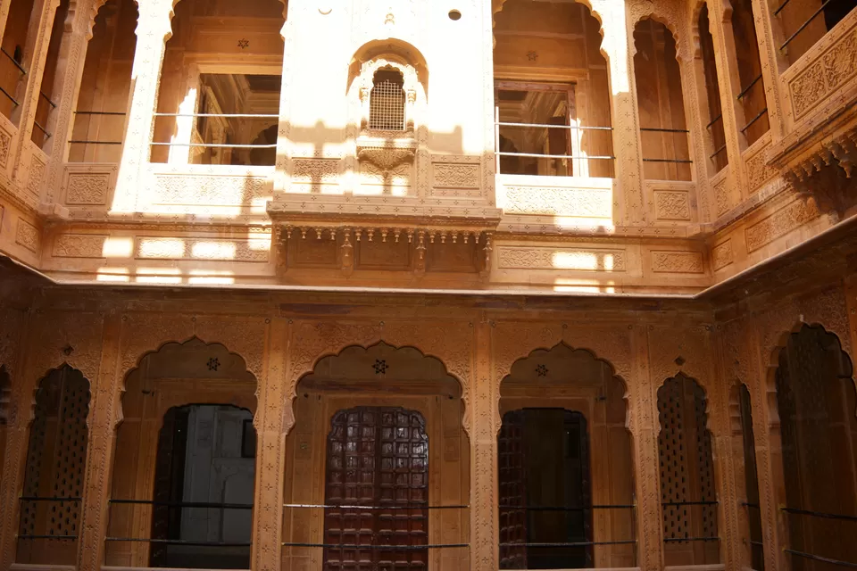Photo of Patwon Ki Haveliyan, Jaisalmer, Rajasthan, India by Sabyasachi Mukherjee