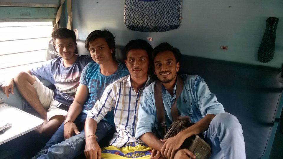 Photo of ROCKING IN GOAAAA.... 3/5 by Jaymin Parmar