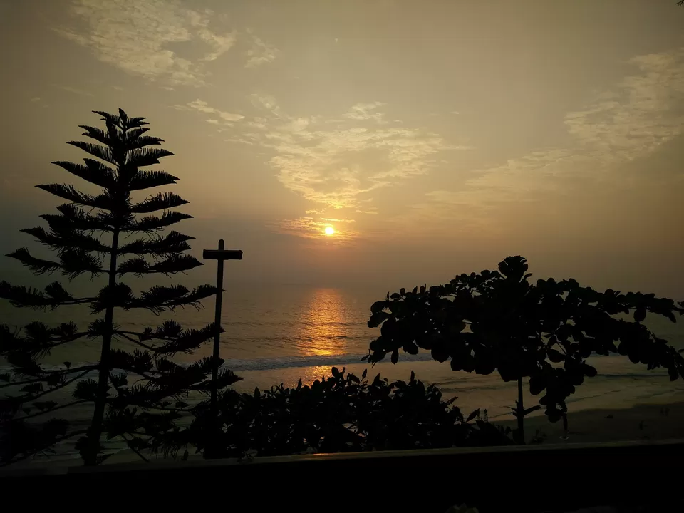 Photo of Varkala, Kerala, India by Sravan Yadav