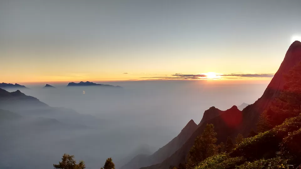 Photo of Kolukkumalai View Point, Kottagudi, Tamil Nadu, India by Bennet B