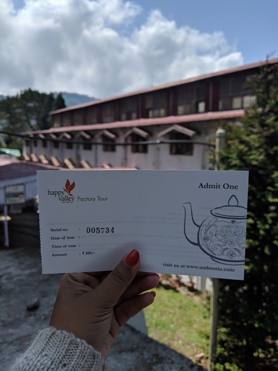 Photo of A detour to Darjeeling by Shruti Pendharkar