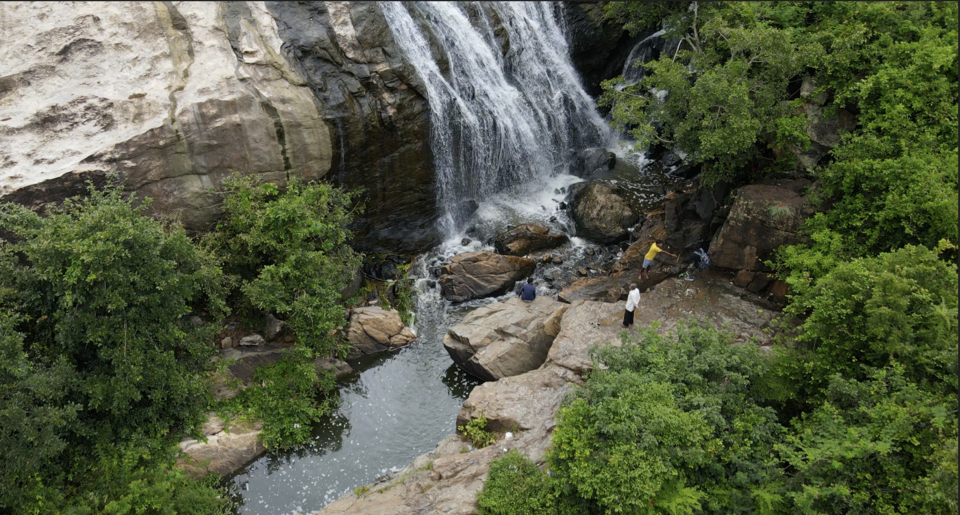 Photo of The Closest Waterfall from Bengaluru-30 Minutes Away by KatchuTravels