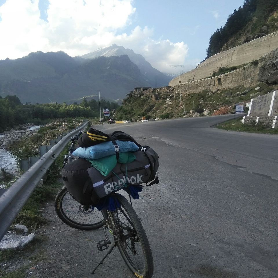 Photo of Manali, Himachal Pradesh, India by Ravinder Bishnoi