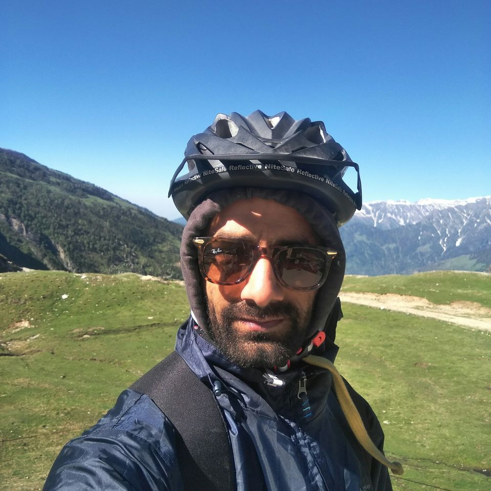 Photo of Rohtang Pass, Lahaul And Spiti, Himachal Pradesh, India by Ravinder Bishnoi