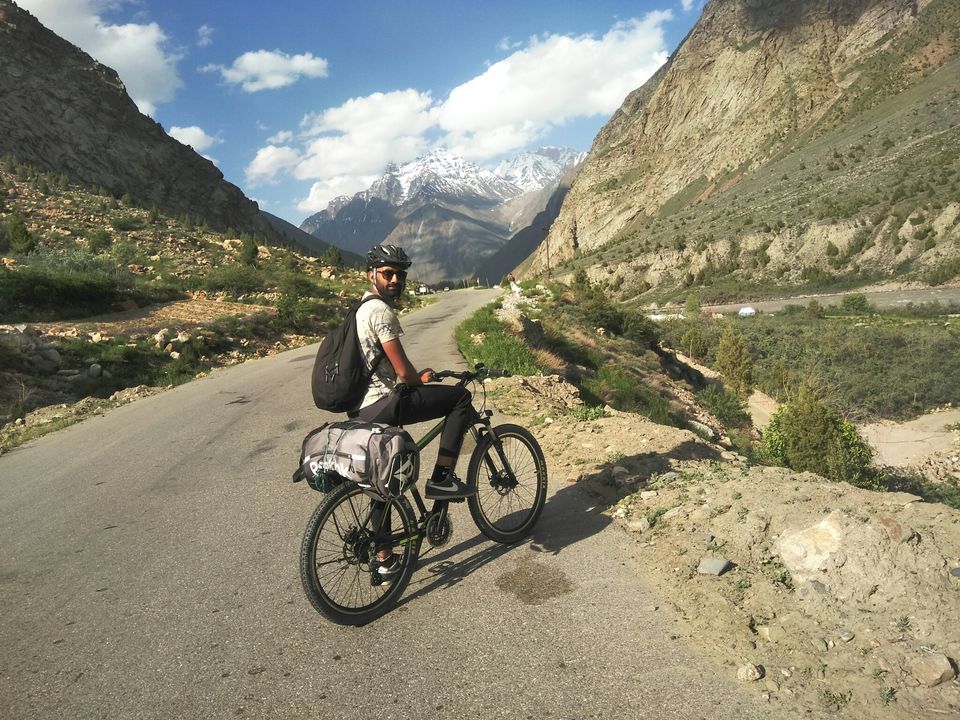Photo of L e h Keylong Road, Lahaul And Spiti, Himachal Pradesh, India by Ravinder Bishnoi