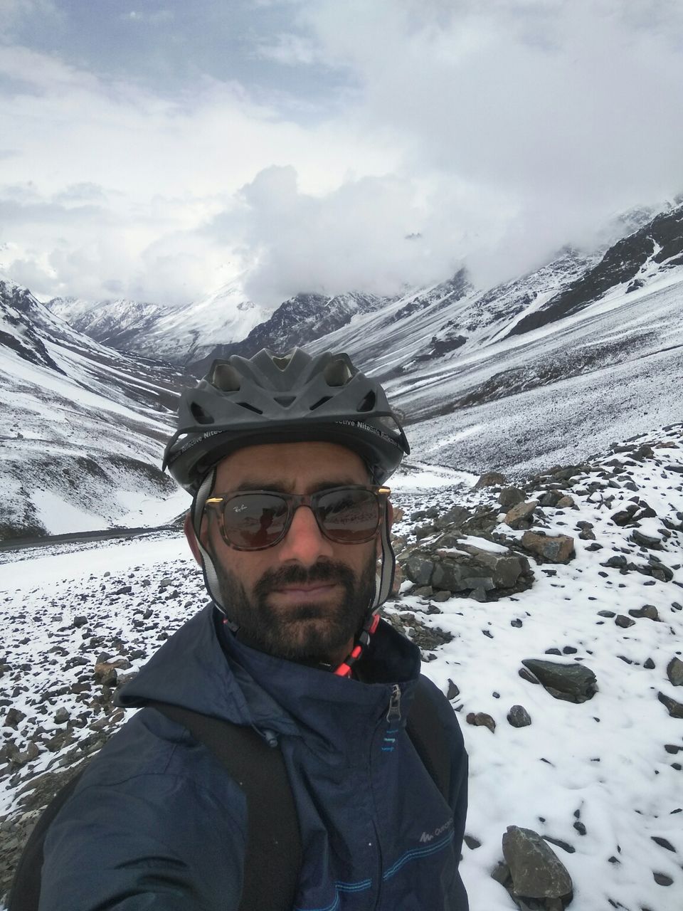 Photo of Baralacha La Pass, Lahaul And Spiti, Himachal Pradesh, India by Ravinder Bishnoi