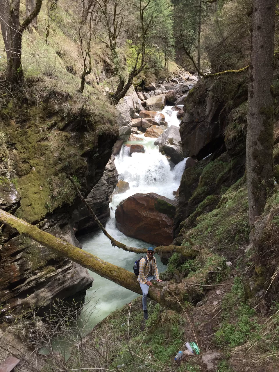 Photo of Kheerganga: A Trek Not To Miss. by The Young Monk