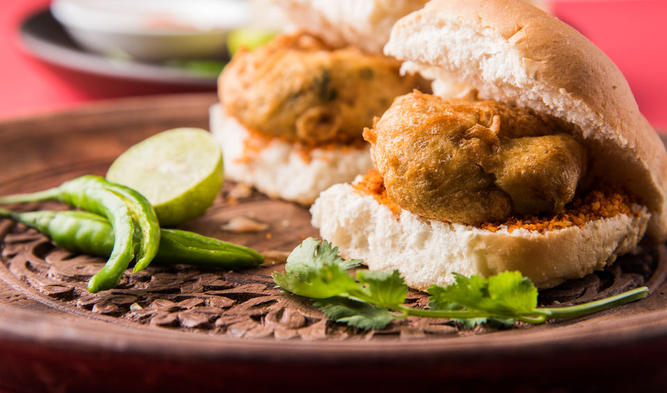 Photo of Best Vada Pav In Mumbai: 18 Places You Can Savor Your Cravings by Sakshi Nahar Dhariwal