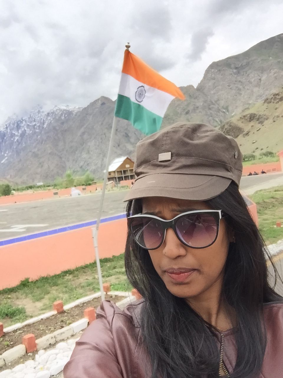 Photo of LEH Chalee 5/13 by goutami90