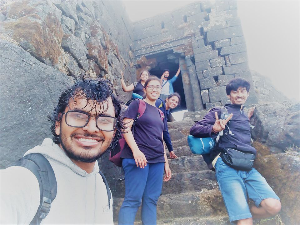 Photo of Exploring through the caves of salher fort by Avinash Kumar