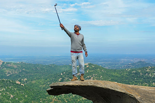 Photo of Avalabetta Hill Top, Chikkaballapura, Karnataka, India by gunjan upreti