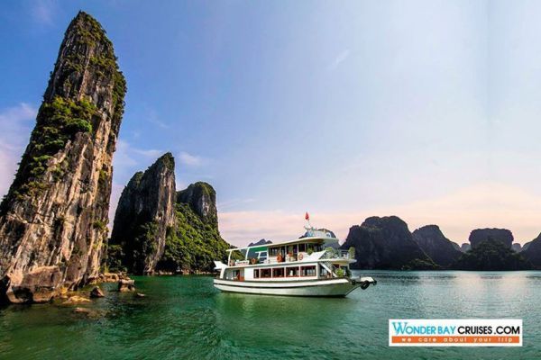 Photo of WONDER BAY CRUISES HALONG 1 DAY TOUR by Go Asia Travel