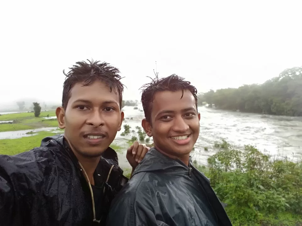 Photo of Bhandardara, Maharashtra, India by Jarvis